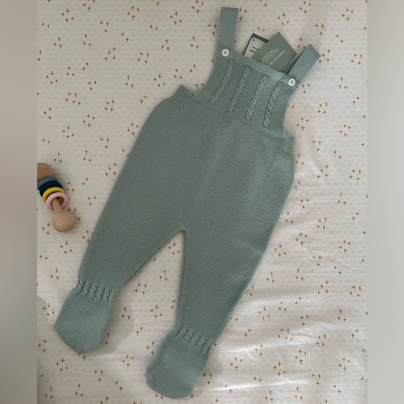 Baby knit jumpsuit/ overalls - Picture 1 of 3